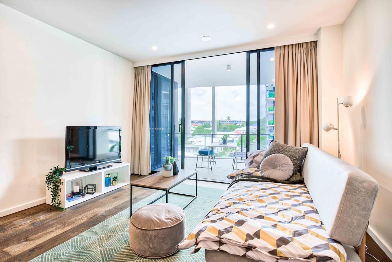 Modern Apartment With Balcony & Parking Brisbane Buitenkant foto